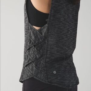 Lululemon Var city muscle tank sz 4 EUC